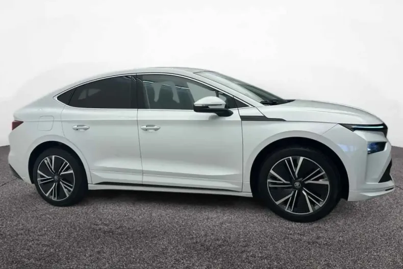 Skoda Enyaq din 2025 cu 6.990 km - oferta SKO253316 - foto 4