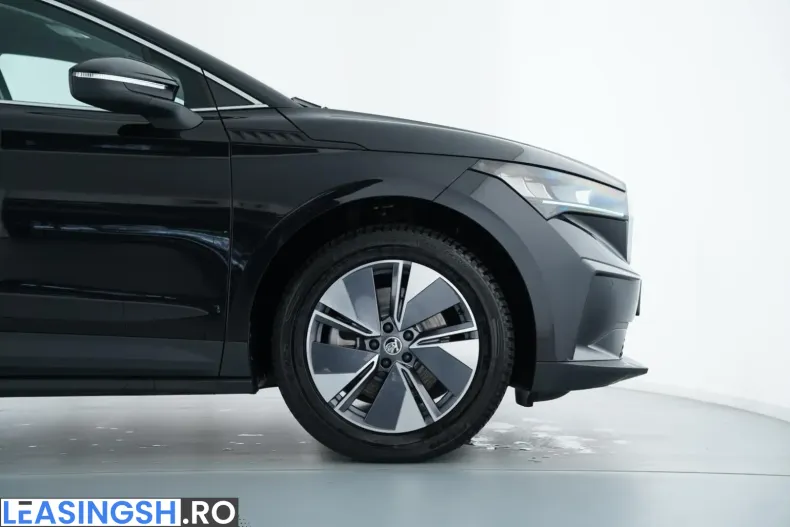 Skoda Enyaq din 2025 cu 9.999 km - oferta SKO253320 - foto 4