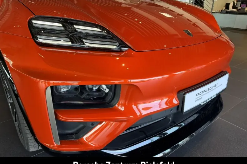 Porsche Macan din 2024 cu 12.585 km - oferta POR253330 - foto 9