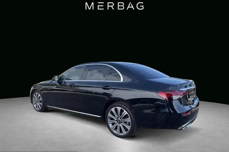 Mercedes-Benz E 220 (Clasa E) din 2023 cu 115.675 km - oferta MER253331 - foto 5