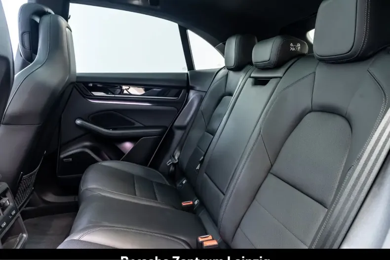 Porsche Macan din 2024 cu 29.940 km - oferta POR253335 - foto 18