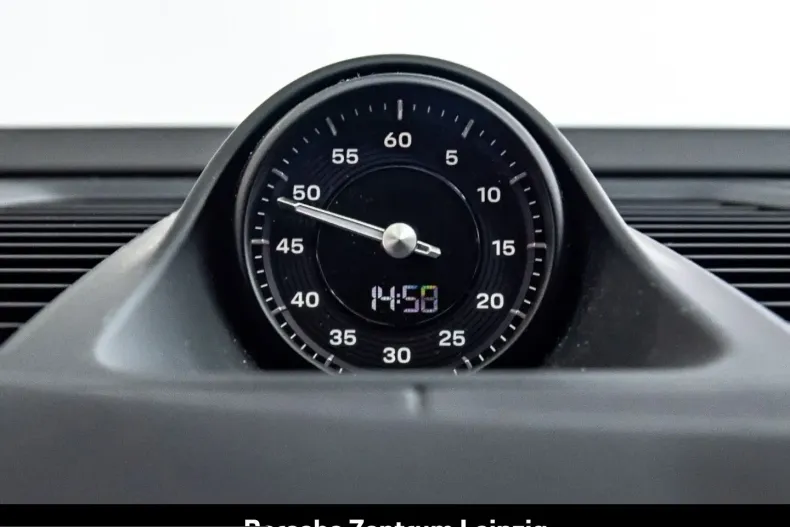 Porsche Macan din 2024 cu 29.940 km - oferta POR253335 - foto 26