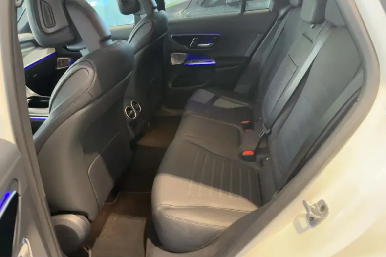 Mercedes-Benz GLC 220 (Clasa GLC) din 2025 cu 12.910 km - oferta MER253341 - foto 7