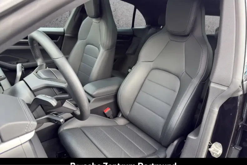 Porsche Macan din 2025 cu 3.175 km - oferta POR253346 - foto 13