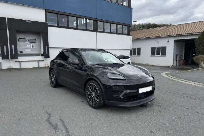 Porsche Macan din 2025 cu 14.949 km - oferta POR253347 - foto 2