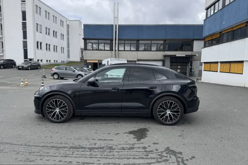Porsche Macan din 2025 cu 14.949 km - oferta POR253347 - foto 6