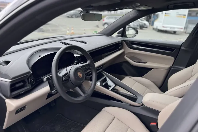 Porsche Macan din 2025 cu 14.949 km - oferta POR253347 - foto 22