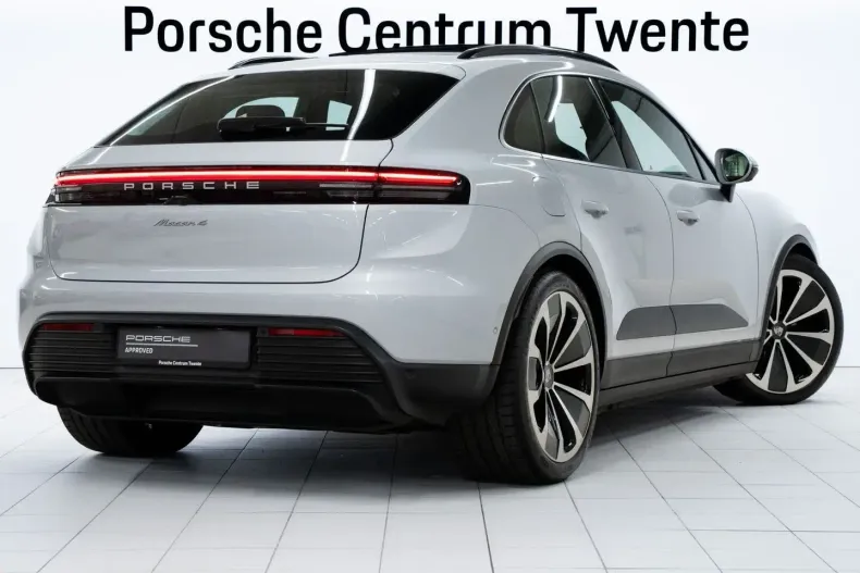 Porsche Macan din 2024 cu 18.183 km - oferta POR253348 - foto 3