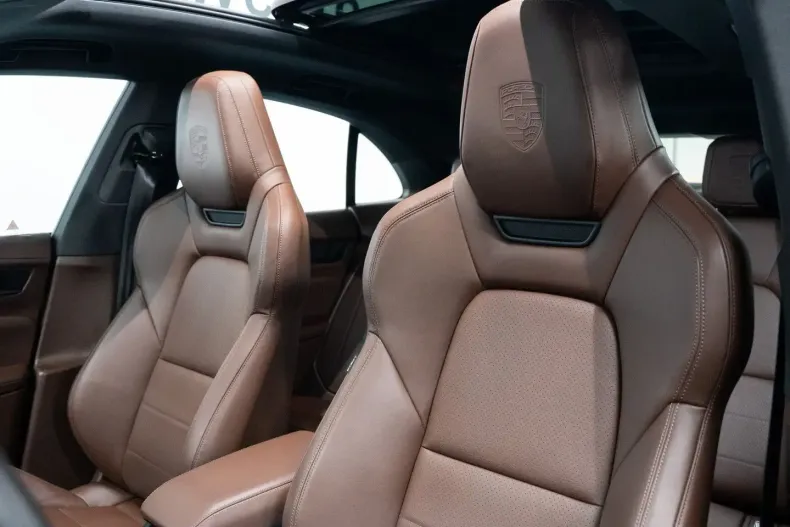 Porsche Macan din 2024 cu 18.183 km - oferta POR253348 - foto 8