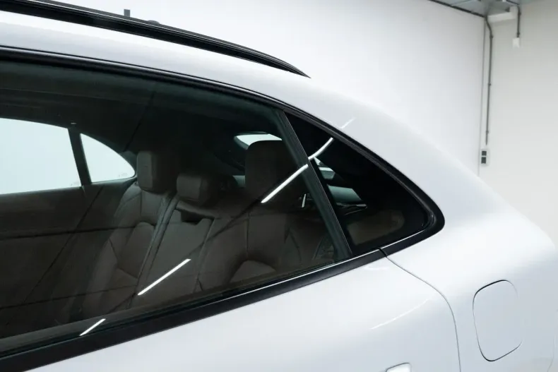 Porsche Macan din 2024 cu 18.183 km - oferta POR253348 - foto 16