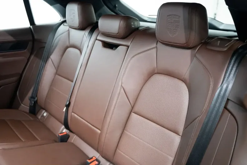 Porsche Macan din 2024 cu 18.183 km - oferta POR253348 - foto 30