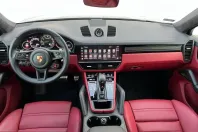 Porsche Cayenne din 2023 cu 48.000 km - oferta POR253352 - foto 1