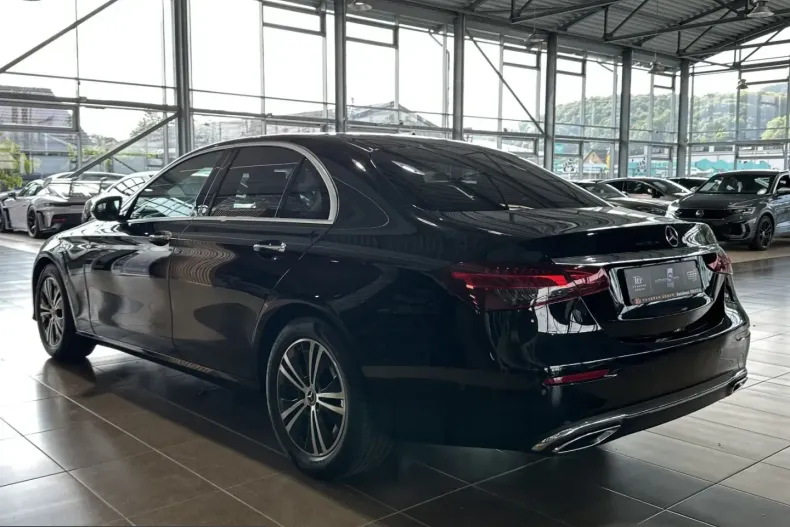 Mercedes-Benz E 220 (Clasa E) din 2022 cu 59.946 km - oferta MER253355 - foto 7