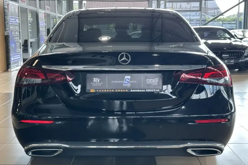 Mercedes-Benz E 220 (Clasa E) din 2022 cu 59.946 km - oferta MER253355 - foto 9