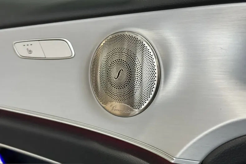 Mercedes-Benz E 220 (Clasa E) din 2022 cu 59.946 km - oferta MER253355 - foto 14