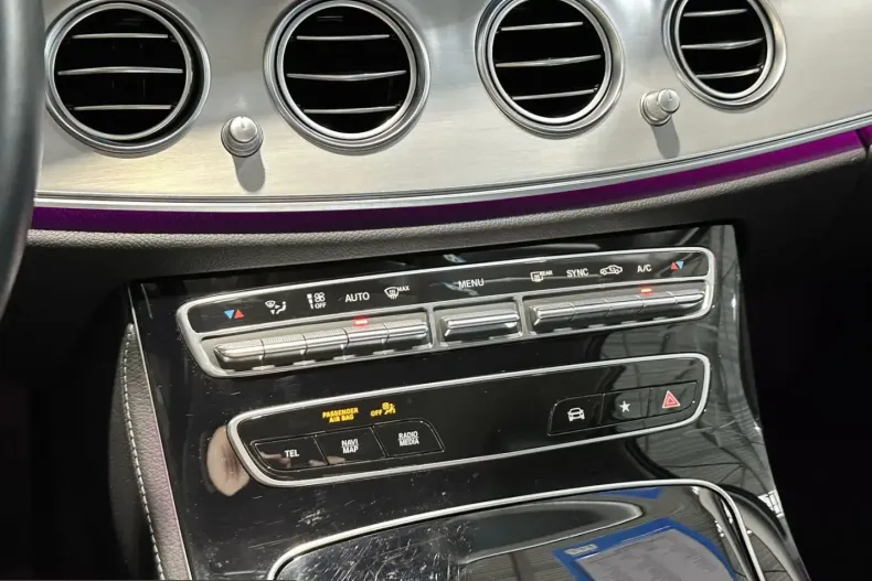 Mercedes-Benz E 220 (Clasa E) din 2022 cu 59.946 km - oferta MER253355 - foto 26