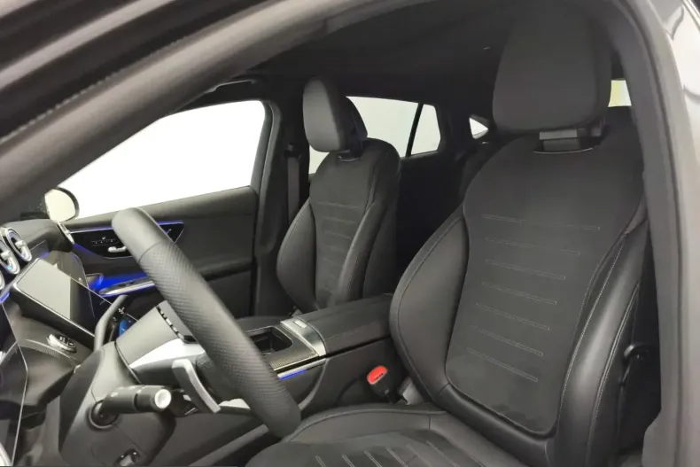 Mercedes-Benz GLC 300 (Clasa GLC) din 2025 cu 21.520 km - oferta MER253360 - foto 19