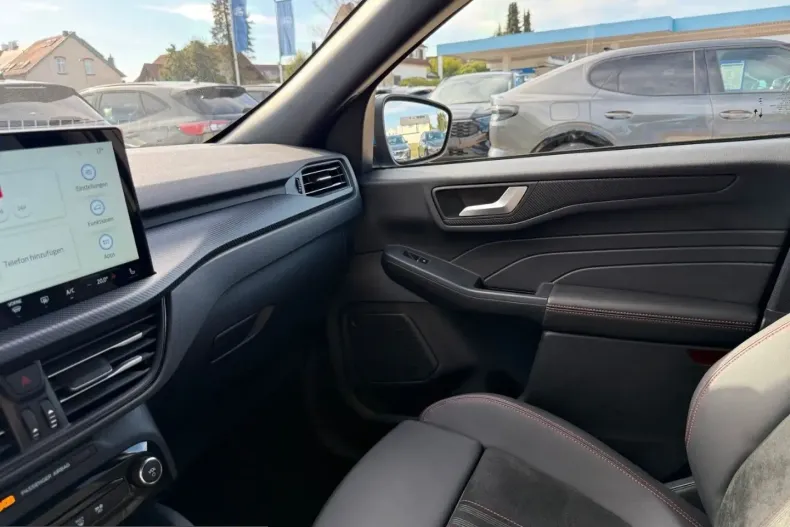 Ford Kuga din 2025 cu 15.057 km - oferta FOR253367 - foto 31