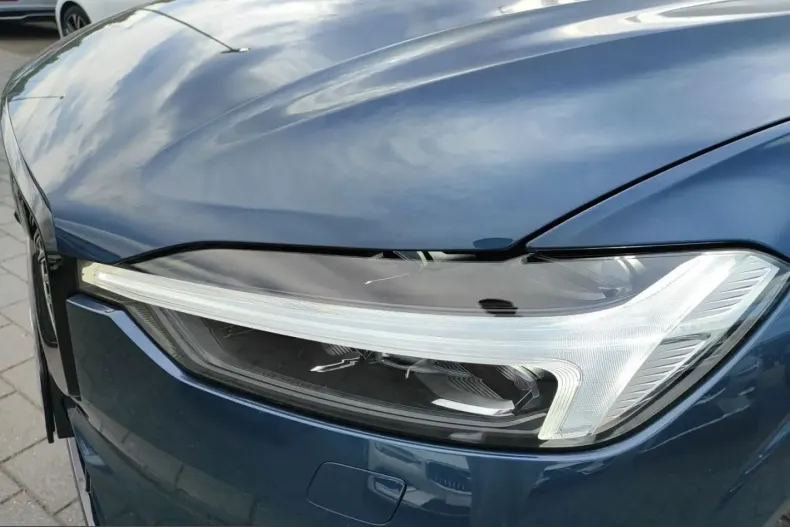 Volvo XC60 din 2025 cu 18.650 km - oferta VOL253369 - foto 9