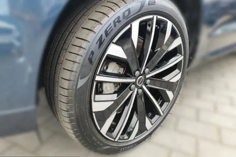 Volvo XC60 din 2025 cu 18.650 km - oferta VOL253369 - foto 10