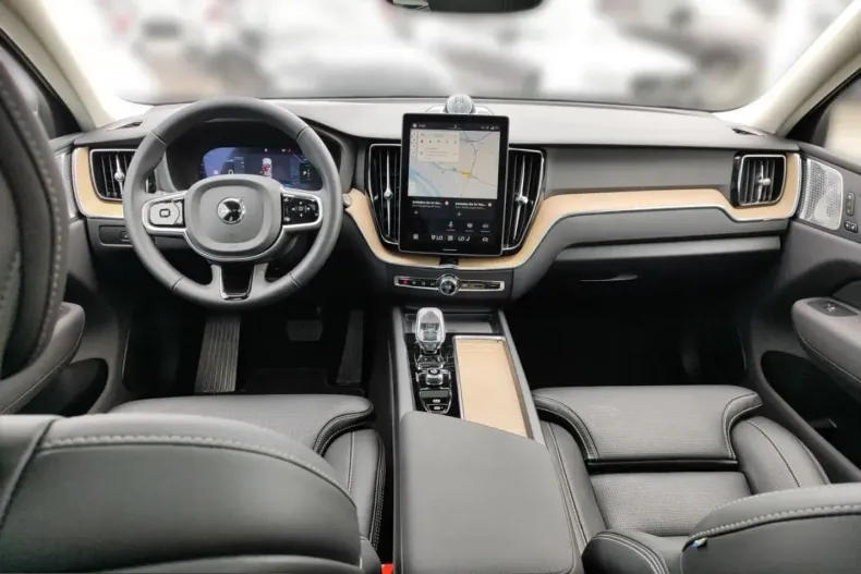 Volvo XC60 din 2025 cu 18.650 km - oferta VOL253369 - foto 22