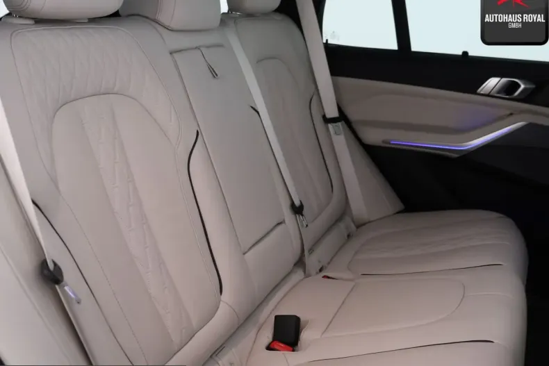 BMW X5 (Seria X) din 2023 cu 41.718 km - oferta BMW253375 - foto 13
