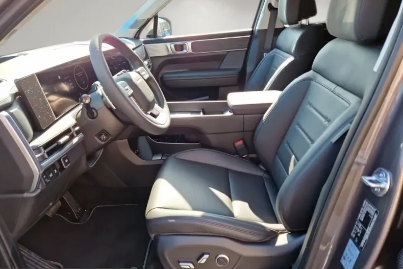 Hyundai Santa Fe din 2025 cu 9.900 km - oferta HYU253382 - foto 9