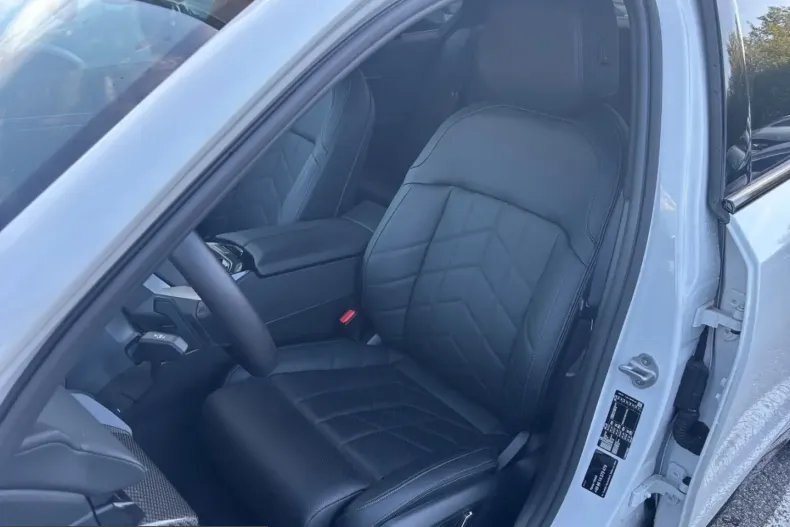 BMW 520 (Seria 5) din 2025 cu 20.600 km - oferta BMW253383 - foto 9