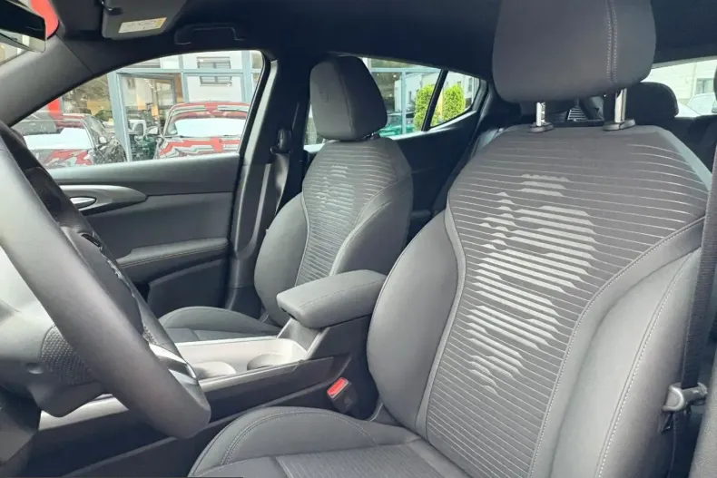 Alfa Romeo Tonale din 2025 cu 15.000 km - oferta ALF253384 - foto 8