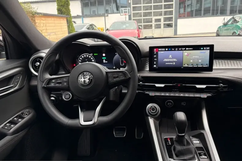 Alfa Romeo Tonale din 2025 cu 15.000 km - oferta ALF253384 - foto 11