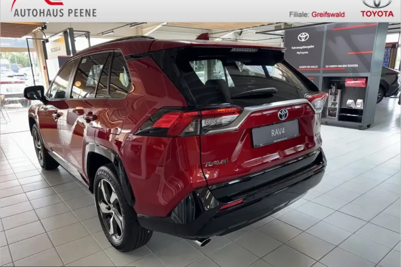 Toyota RAV4 din 2025 cu 10.500 km - oferta TOY253387 - foto 2