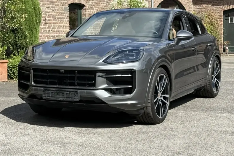 Porsche Cayenne din 2024 cu 12.200 km - oferta POR253389 - foto 2