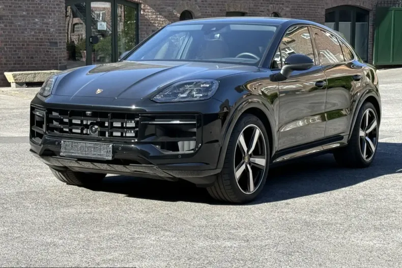 Porsche Cayenne din 2025 cu 10.750 km - oferta POR253392 - foto 2