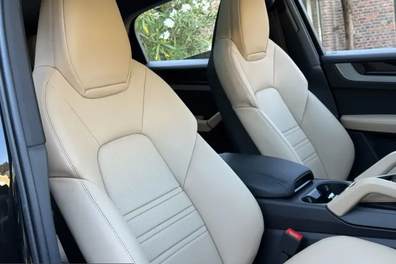 Porsche Cayenne din 2025 cu 10.750 km - oferta POR253392 - foto 11
