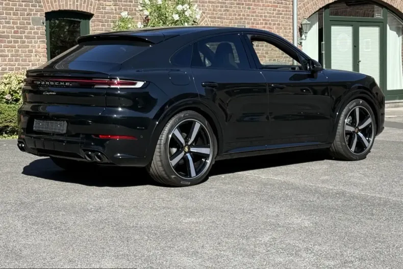 Porsche Cayenne din 2025 cu 10.750 km - oferta POR253392 - foto 19