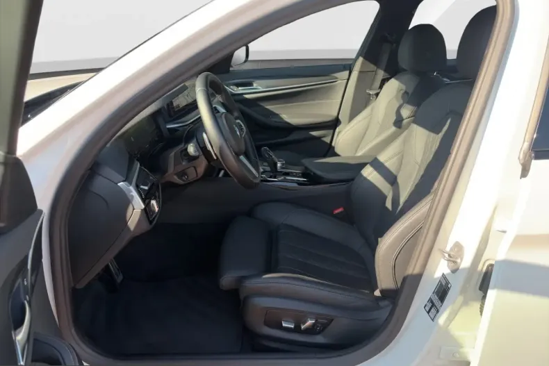 BMW 520 (Seria 5) din 2022 cu 44.328 km - oferta BMW253399 - foto 10