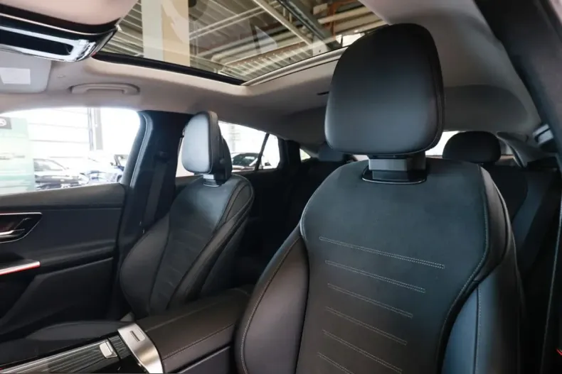 Mercedes-Benz GLC 400 (Clasa GLC) din 2025 cu 20.950 km - oferta MER253403 - foto 21