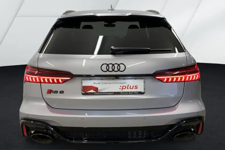 Audi RS6 din 2023 cu 44.003 km - oferta AUD253407 - foto 4