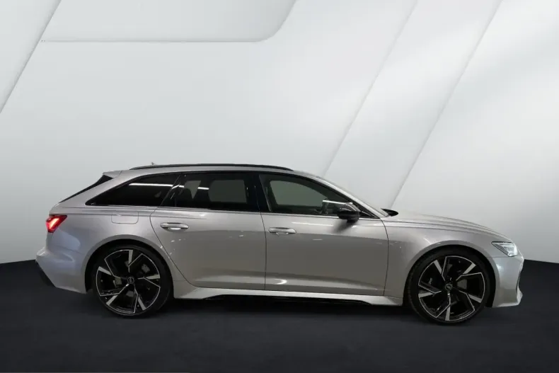 Audi RS6 din 2023 cu 44.003 km - oferta AUD253407 - foto 5