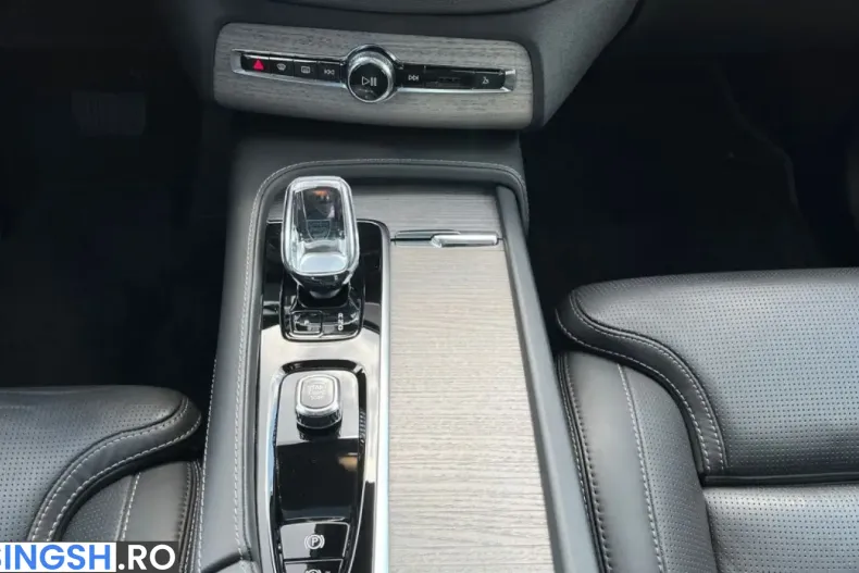 Volvo XC90 din 2024 cu 70.250 km - oferta VOL253413 - foto 10