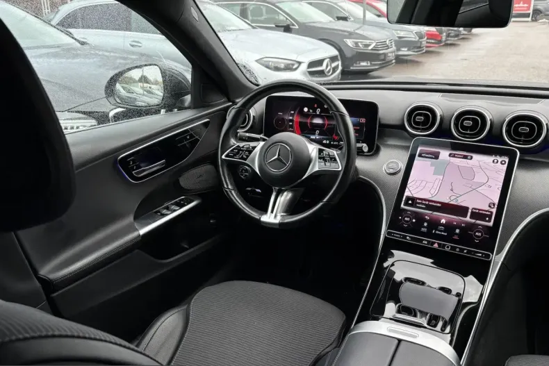 Mercedes-Benz C 200 (Clasa C) din 2023 cu 99.900 km - oferta MER253414 - foto 13