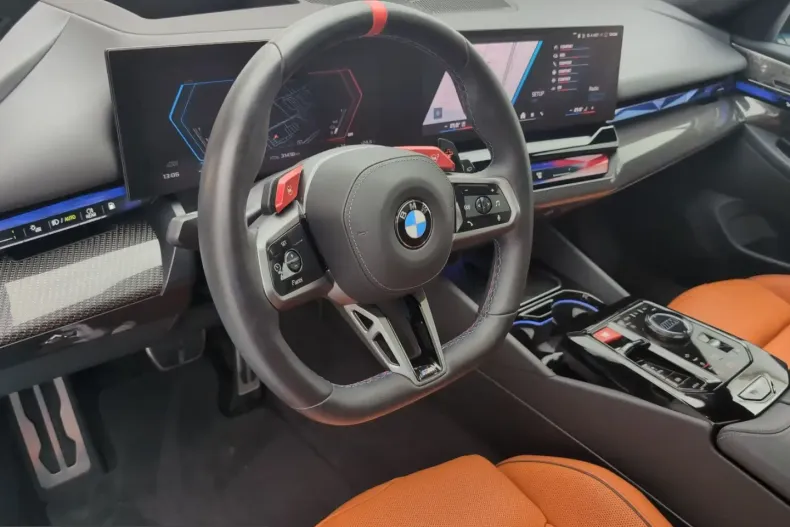 BMW M5 (Seria 5) din 2025 cu 31.411 km - oferta BMW253427 - foto 8