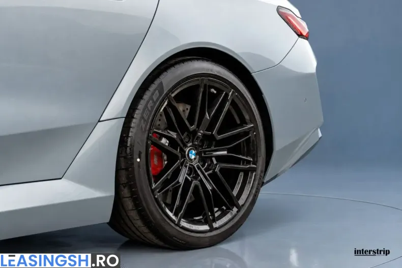 BMW M5 (Seria 5) din 2025 cu 13.900 km - oferta BMW253429 - foto 8