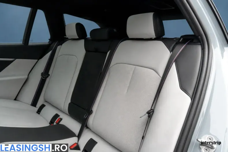 BMW M5 (Seria 5) din 2025 cu 13.900 km - oferta BMW253429 - foto 32