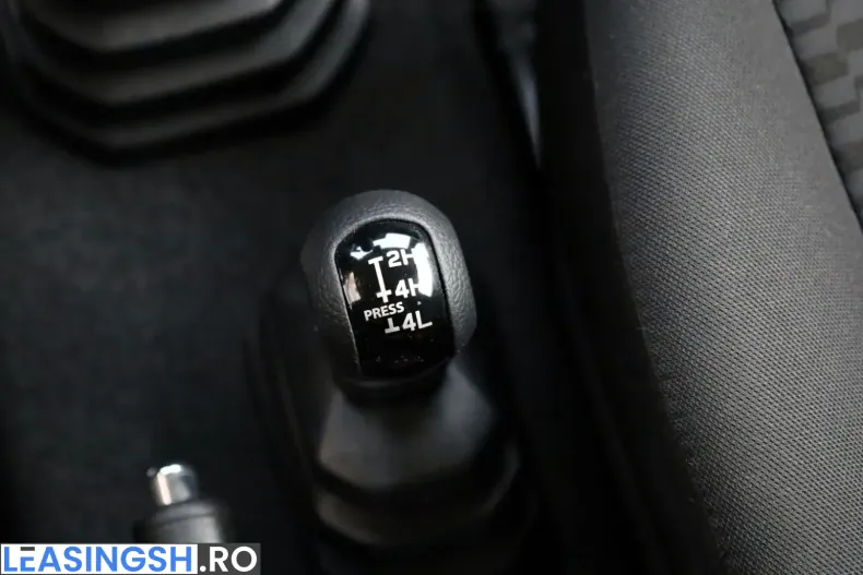 Suzuki Jimny din 2024 cu 37.340 km - oferta SUZ253430 - foto 17