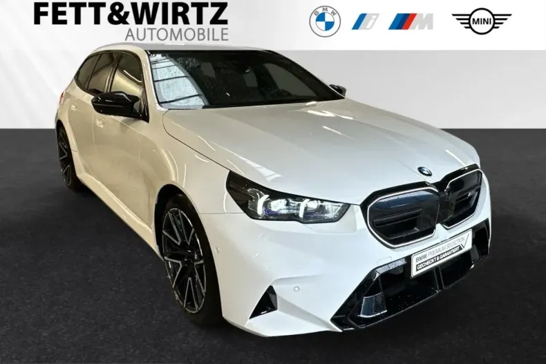 BMW M5 (Seria 5) din 2025 cu 10.214 km - oferta BMW253433 - foto 1