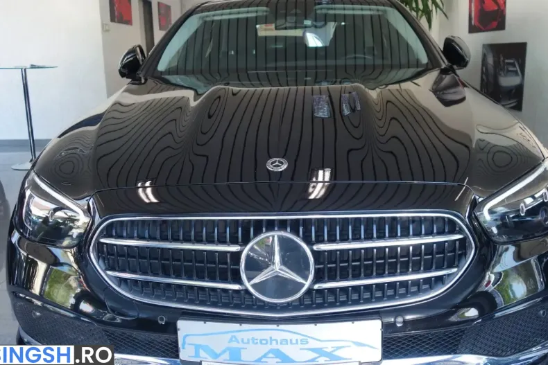 Mercedes-Benz E 220 d Avantgarde din 2021 cu 39.000 km - oferta MER253444 - foto 4