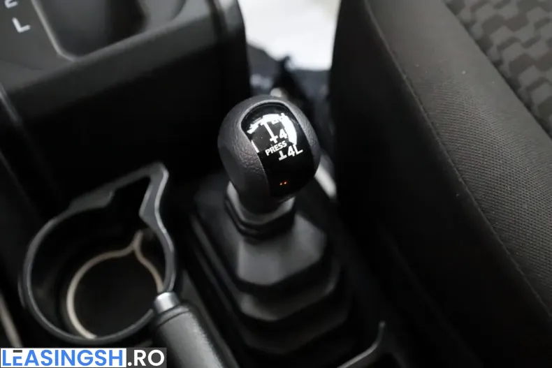Suzuki Jimny din 2021 cu 66.050 km - oferta SUZ253445 - foto 17