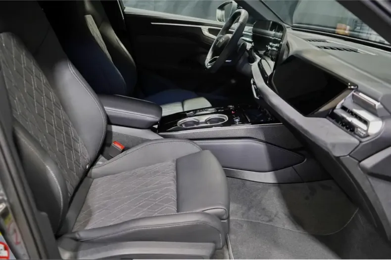 Audi A6 din 2025 cu 7.200 km - oferta AUD253452 - foto 5