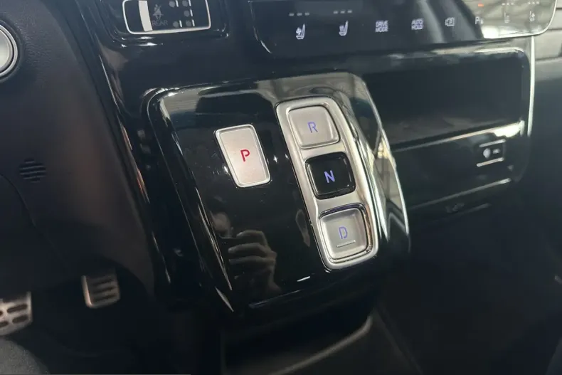 Hyundai Staria din 2023 cu 53.579 km - oferta HYU253468 - foto 22